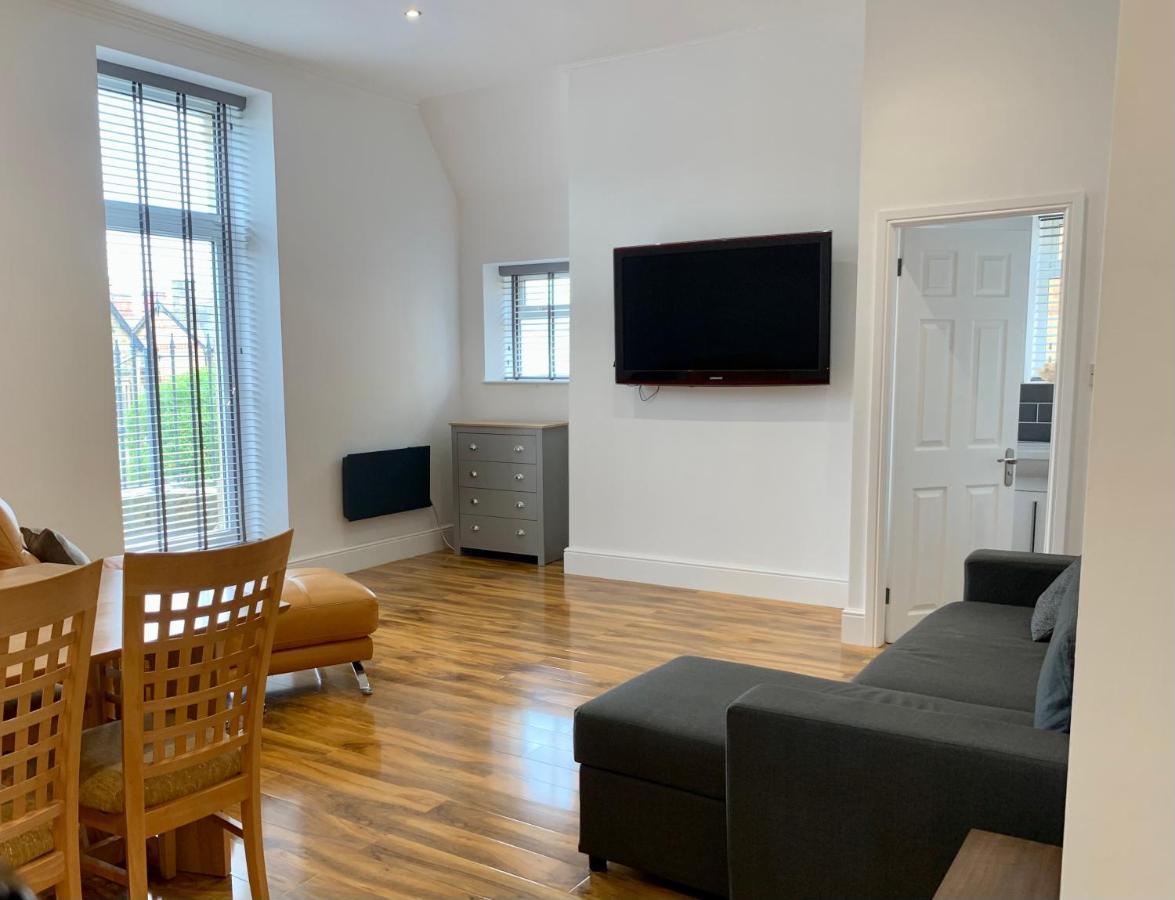 Lytham St Annes, A Spacious, High End, One Bedroomed Apartment 5 Exterior foto